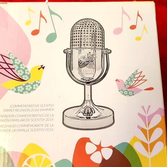 NIB, Scentsy Warmer Share Your Song Reunion 2016. Microphone Wax Warmer. - Picture 5 of 15